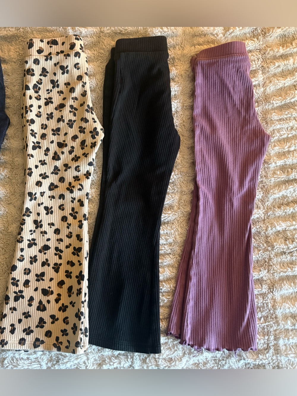 Three-Pack Kids Ribbed Leggings - Black, Cream Cheetah, & Purple